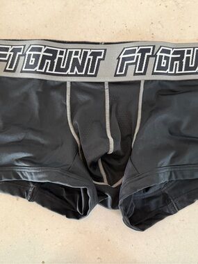 NWOT Fort Troff Backless Trunks w/ Mesh Contour Pouch, L/XL